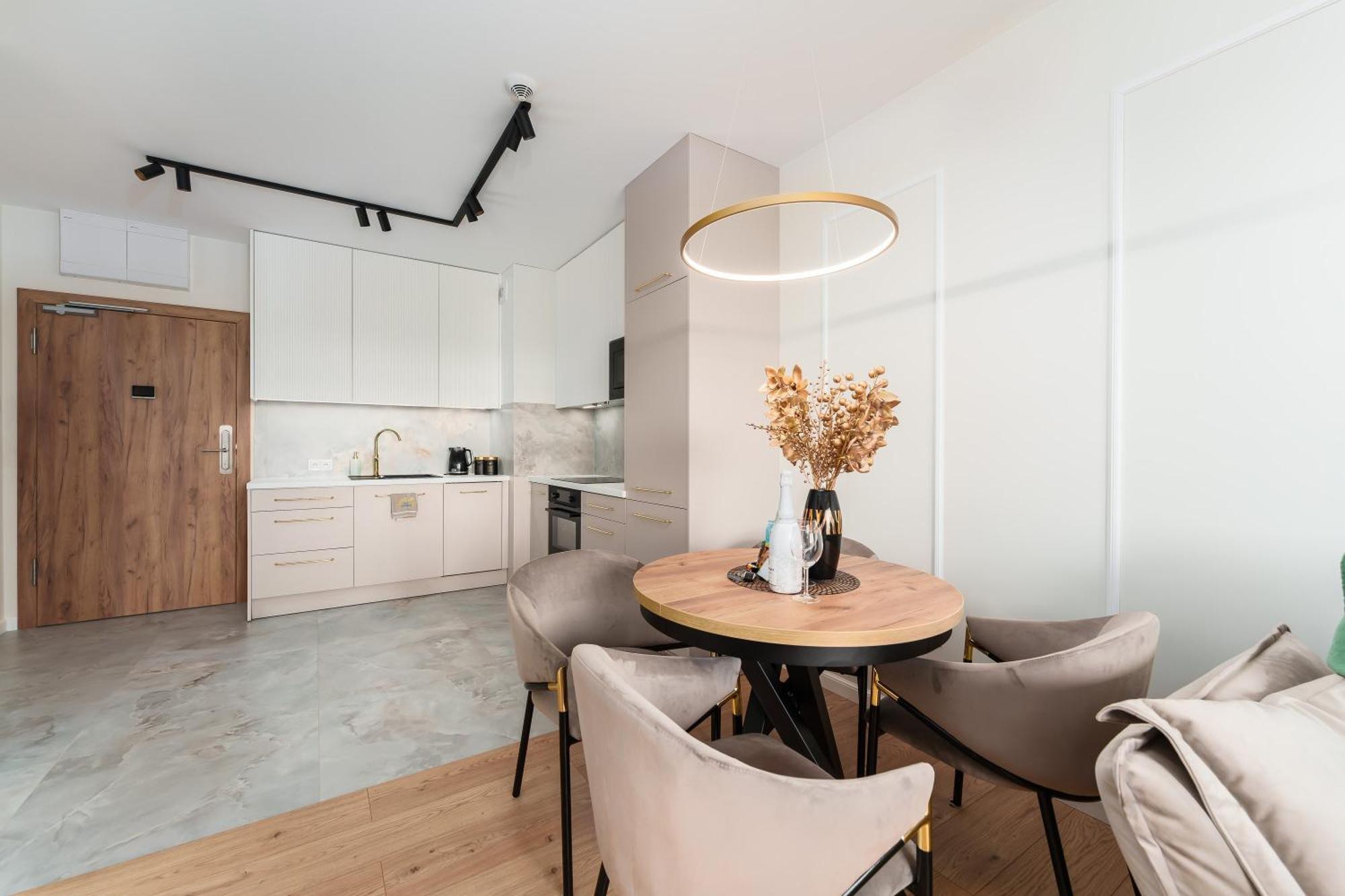 Apartament Delux Kasprowicza 20C Prywatny Parking Basen Sauna Oraz Silownia W Cenie Kołobrzeg Extérieur photo