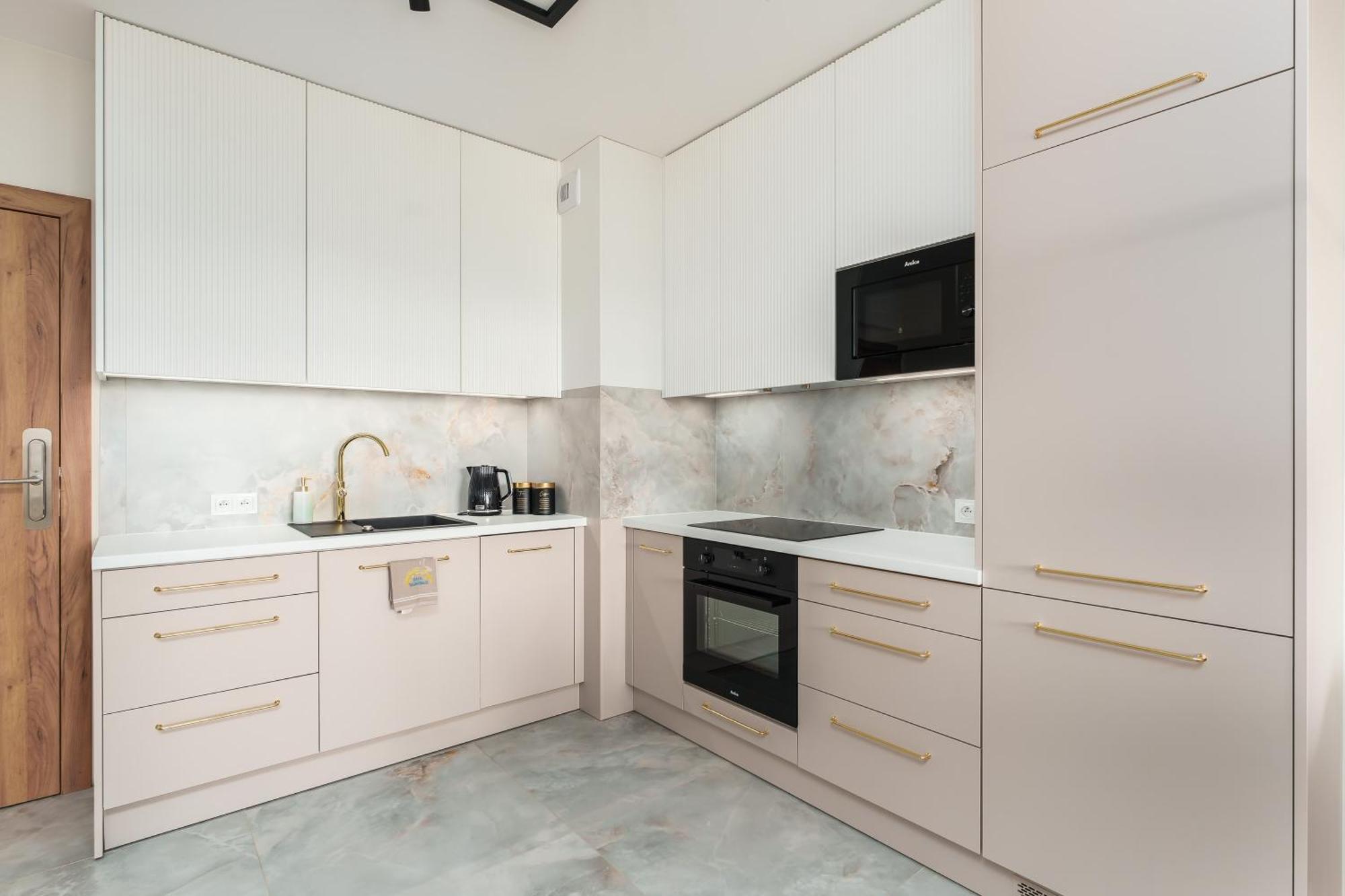 Apartament Delux Kasprowicza 20C Prywatny Parking Basen Sauna Oraz Silownia W Cenie Kołobrzeg Extérieur photo